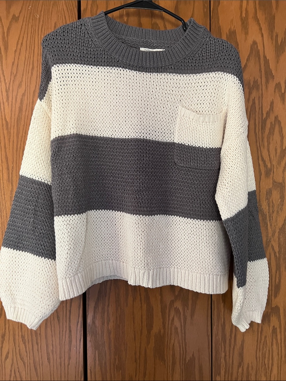 American Eagle Outfitters Gray and Cream Striped Crewneck Sweater